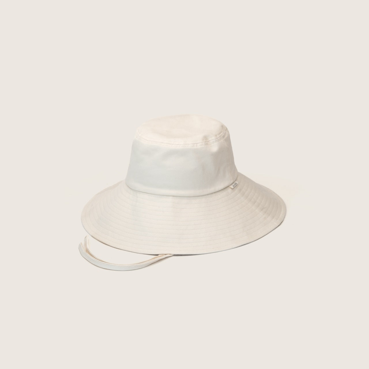 Ladies white cream bucket hat